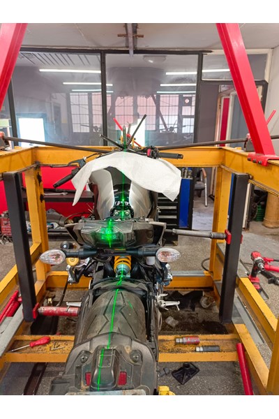 Yamaha MT 09 Şase Düzeltme
