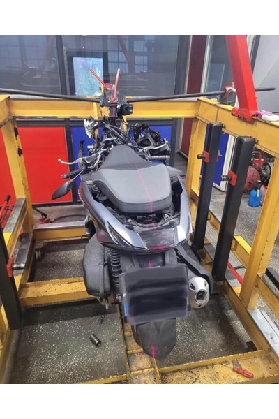 Honda PCX 125 Şase Düzeltme